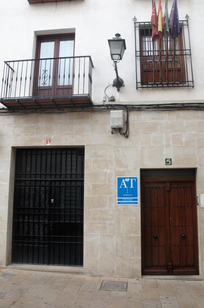 Apartamentos Turisticos Architettura Ubeda Extérieur photo